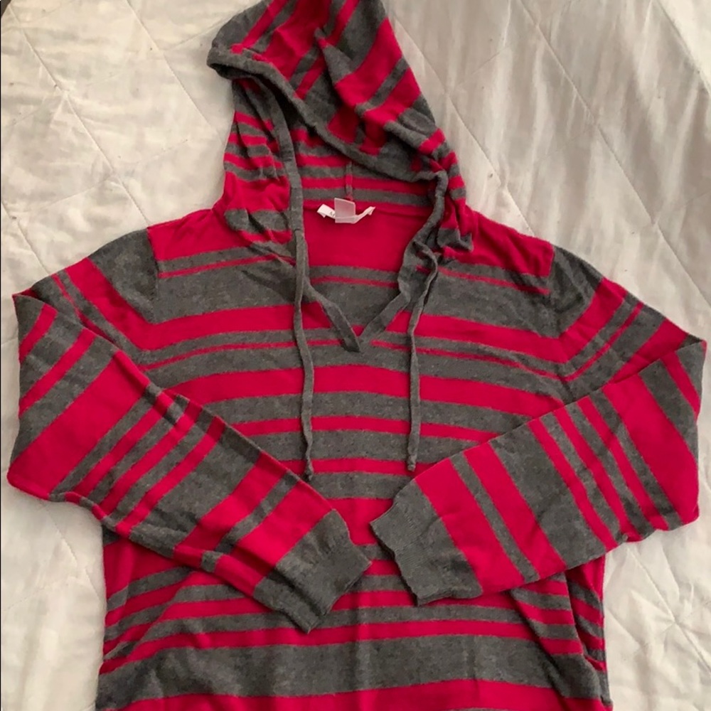 Maternity hooded sweater